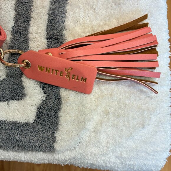 White Elm - Carina Tote Bag - Peony NEW WITHOUT TAGS! - Picture 3 of 9